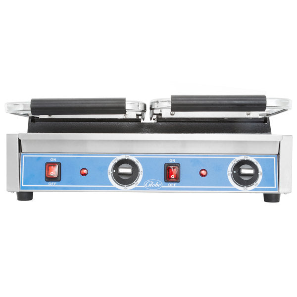 Globe GSGDUE10 Bistro Series Double Sandwich Grill with Smooth Plates - 20" x 10" Cooking Surface - 208/240V, 3200W