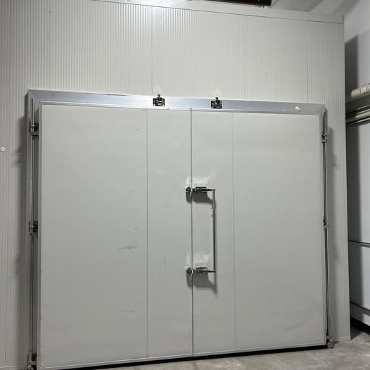 Cold Refrigerated Warehouse - Custom