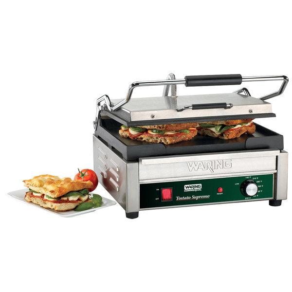 Waring  WFG250 Smooth Top & Bottom Panini Grill - 14 1/2" x 11" Cooking Surface - 120V, 1800W